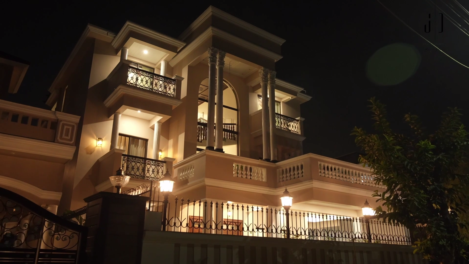 Luxury Villa Construction